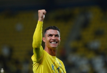 Lập cú đúp hat-trick, Ronaldo vẫn còn hi vọng với ngôi Vua phá lưới
